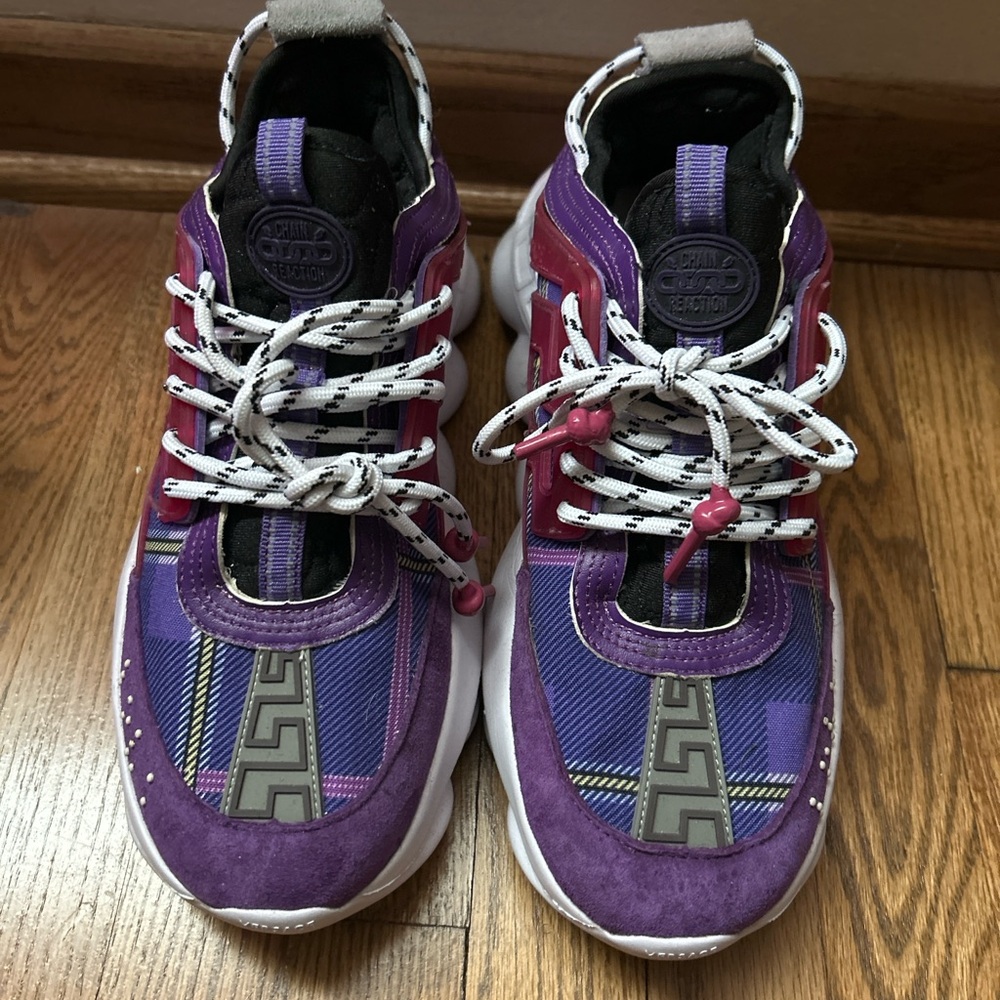 Versace Chain Reaction